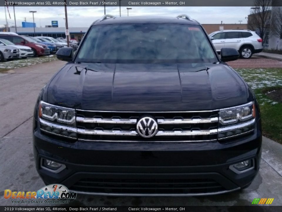 2019 Volkswagen Atlas SEL 4Motion Deep Black Pearl / Shetland Photo #2