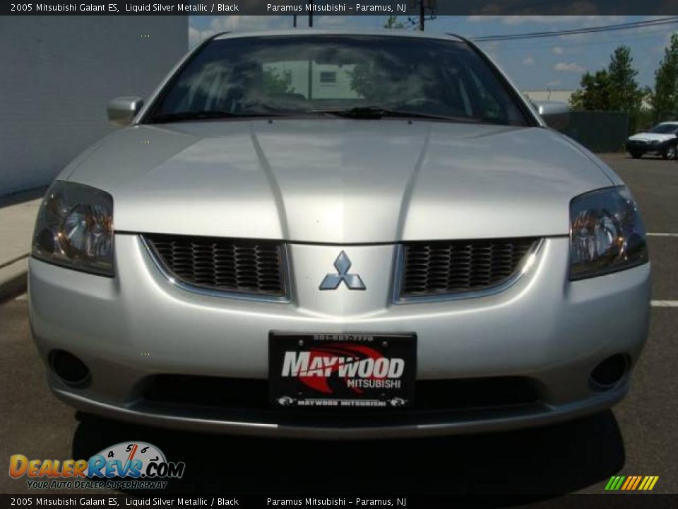 2005 Mitsubishi Galant ES Liquid Silver Metallic / Black Photo #2