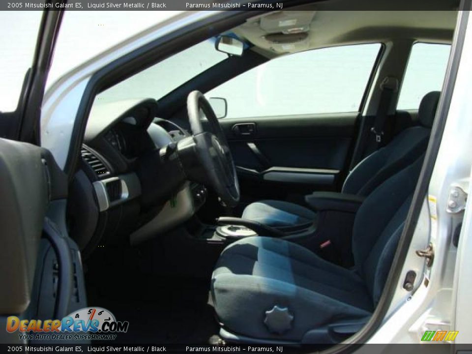 2005 Mitsubishi Galant ES Liquid Silver Metallic / Black Photo #9