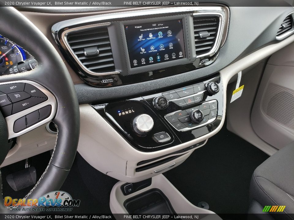 2020 Chrysler Voyager LX Billet Silver Metallic / Alloy/Black Photo #10