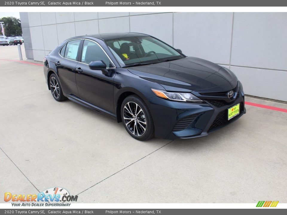 2020 Toyota Camry SE Galactic Aqua Mica / Black Photo #2