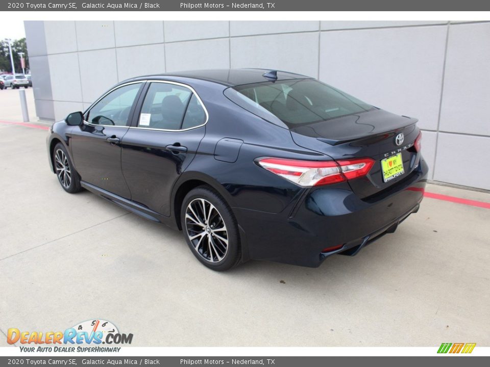 2020 Toyota Camry SE Galactic Aqua Mica / Black Photo #6