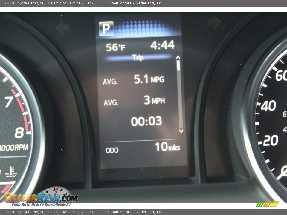 2020 Toyota Camry SE Galactic Aqua Mica / Black Photo #17