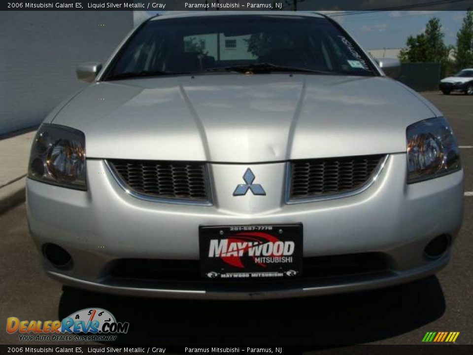 2006 Mitsubishi Galant ES Liquid Silver Metallic / Gray Photo #2