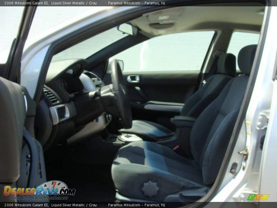 2006 Mitsubishi Galant ES Liquid Silver Metallic / Gray Photo #9