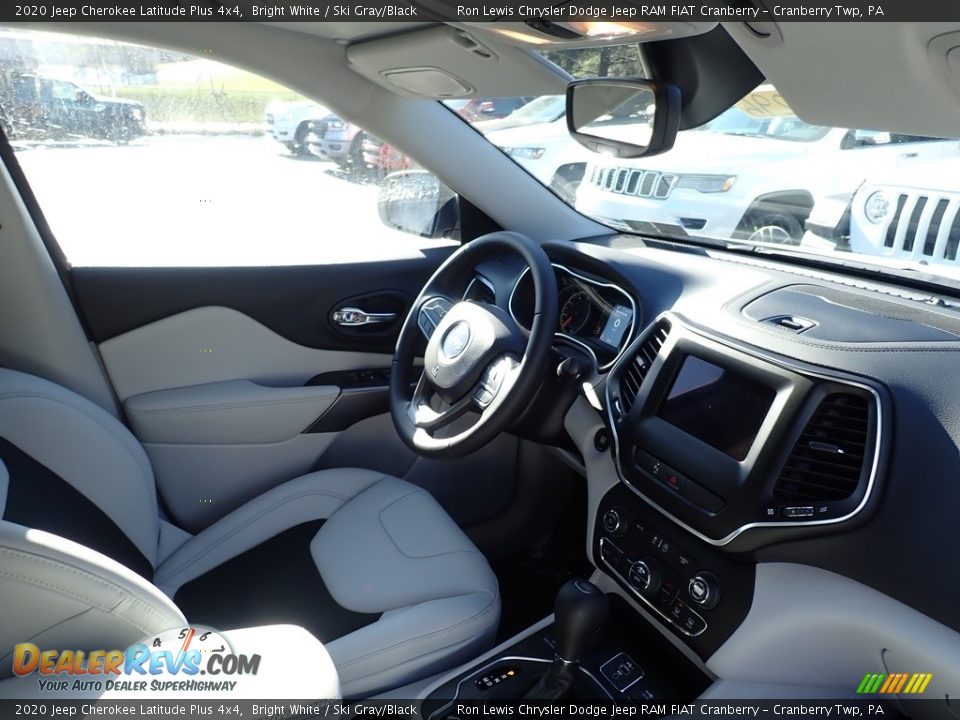 2020 Jeep Cherokee Latitude Plus 4x4 Bright White / Ski Gray/Black Photo #11