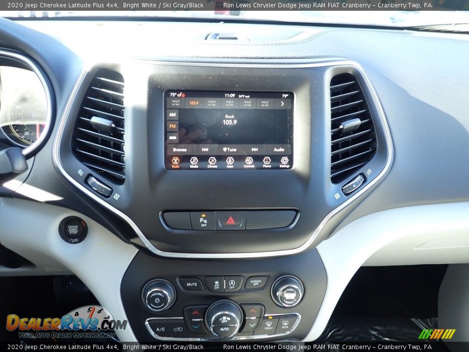 2020 Jeep Cherokee Latitude Plus 4x4 Bright White / Ski Gray/Black Photo #16