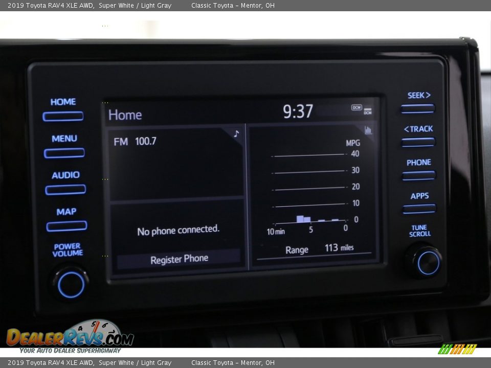 2019 Toyota RAV4 XLE AWD Super White / Light Gray Photo #9