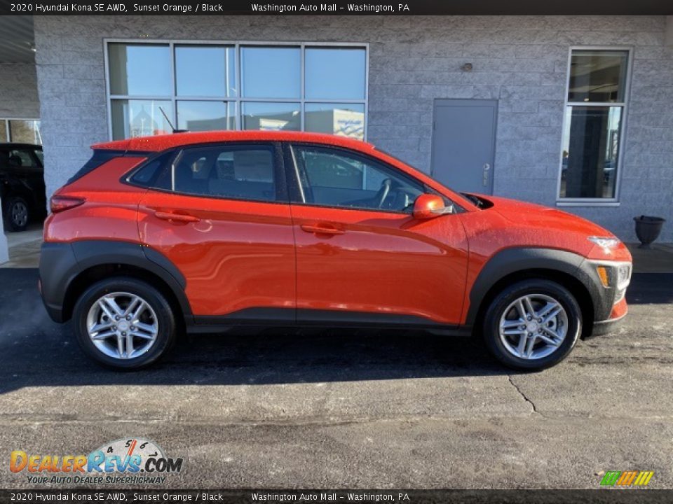 Sunset Orange 2020 Hyundai Kona SE AWD Photo #3