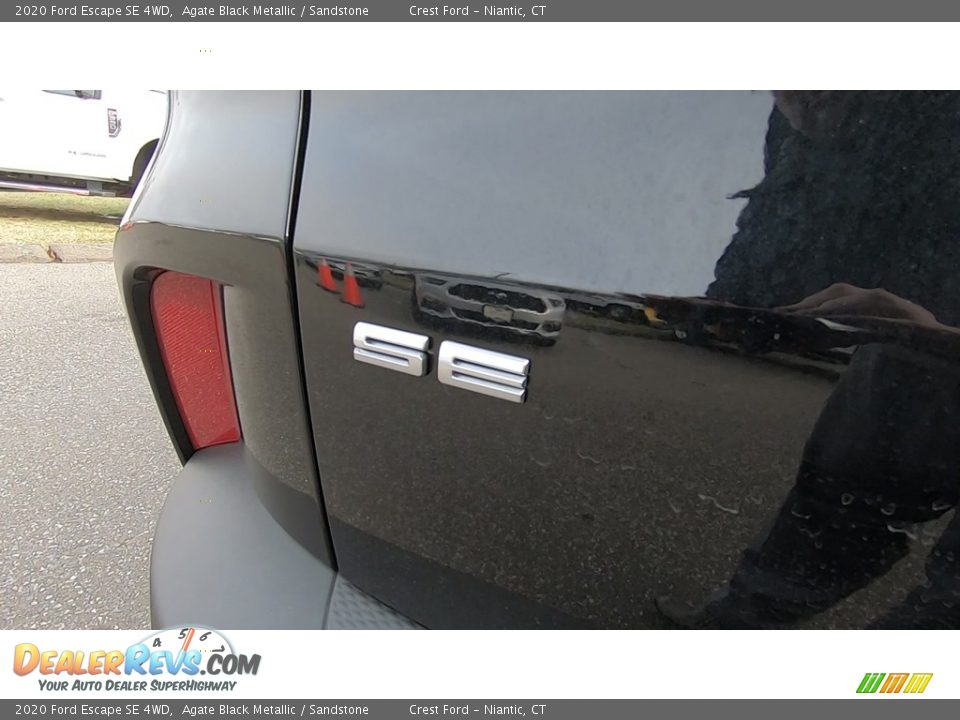 2020 Ford Escape SE 4WD Agate Black Metallic / Sandstone Photo #10