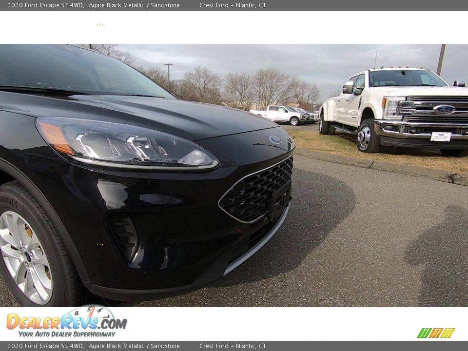 2020 Ford Escape SE 4WD Agate Black Metallic / Sandstone Photo #28