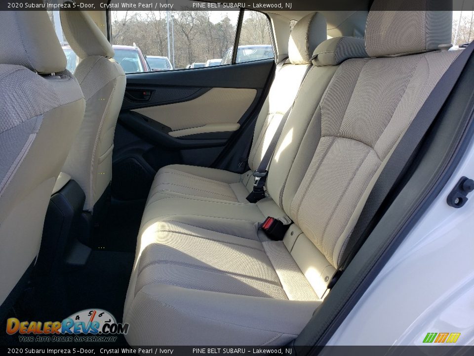 2020 Subaru Impreza 5-Door Crystal White Pearl / Ivory Photo #6