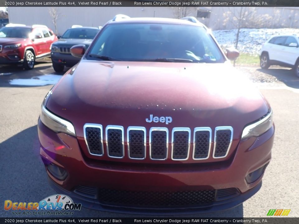2020 Jeep Cherokee Latitude Plus 4x4 Velvet Red Pearl / Black Photo #8