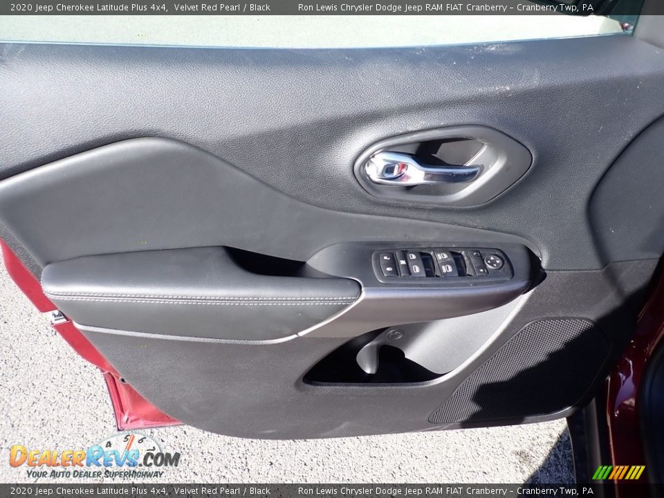 2020 Jeep Cherokee Latitude Plus 4x4 Velvet Red Pearl / Black Photo #14