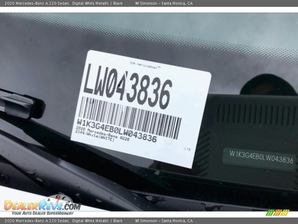 2020 Mercedes-Benz A 220 Sedan Digital White Metallic / Black Photo #11