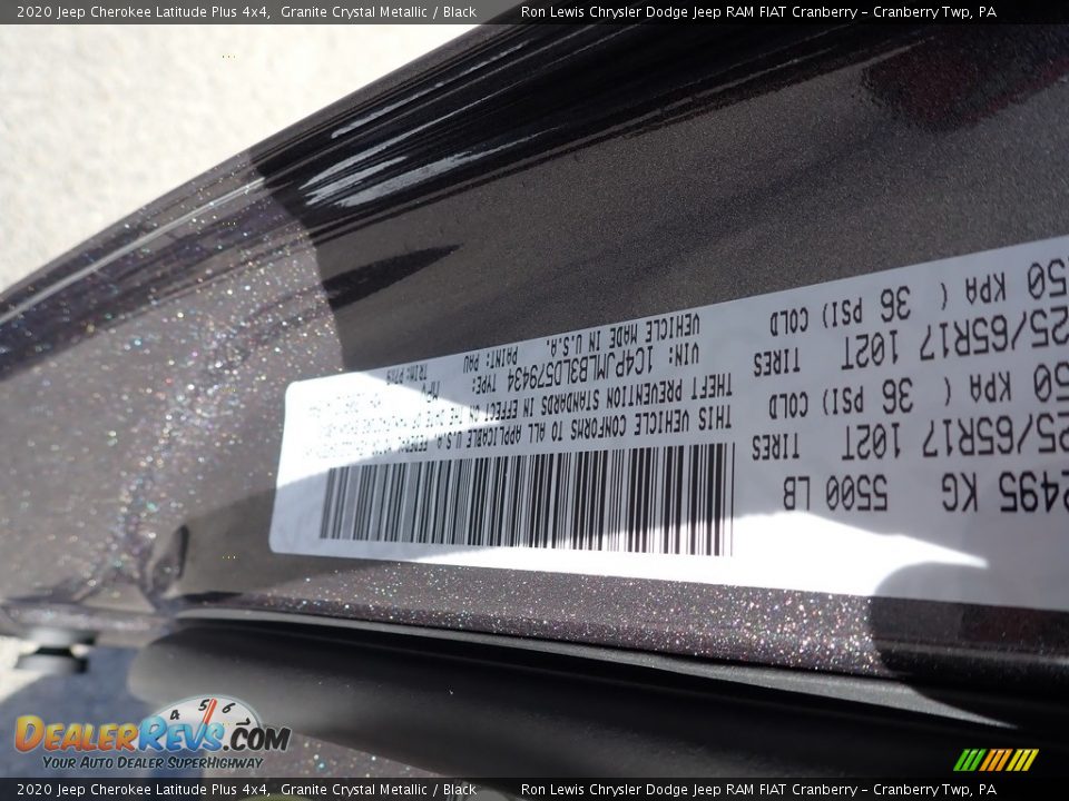 2020 Jeep Cherokee Latitude Plus 4x4 Granite Crystal Metallic / Black Photo #15