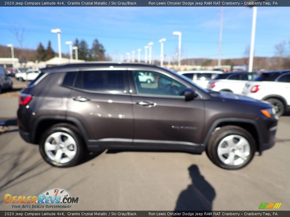 2020 Jeep Compass Latitude 4x4 Granite Crystal Metallic / Ski Gray/Black Photo #5