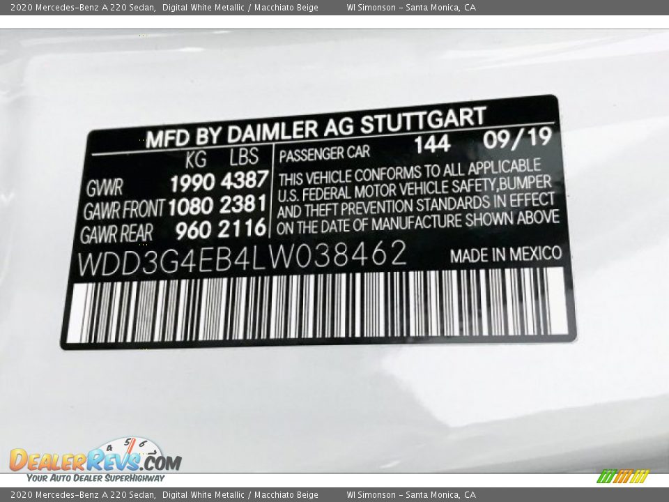 2020 Mercedes-Benz A 220 Sedan Digital White Metallic / Macchiato Beige Photo #11