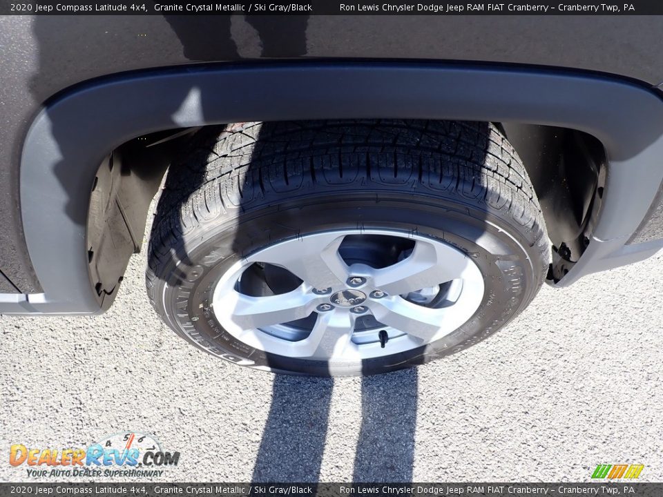 2020 Jeep Compass Latitude 4x4 Granite Crystal Metallic / Ski Gray/Black Photo #8