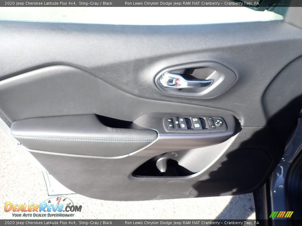 2020 Jeep Cherokee Latitude Plus 4x4 Sting-Gray / Black Photo #14