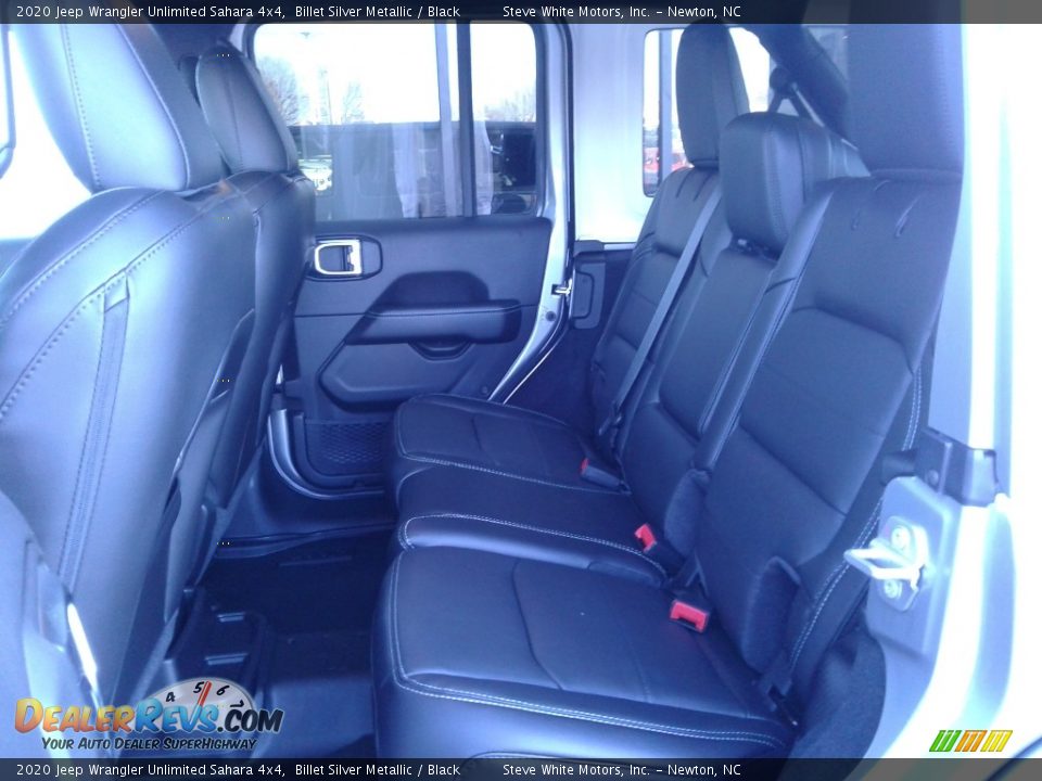 2020 Jeep Wrangler Unlimited Sahara 4x4 Billet Silver Metallic / Black Photo #15