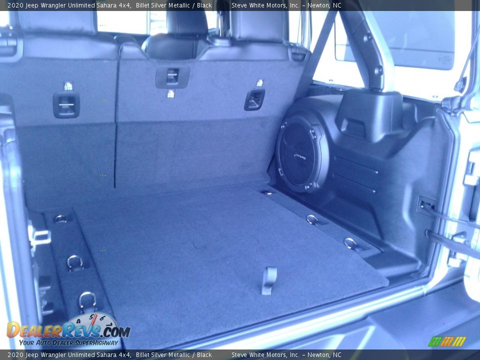 2020 Jeep Wrangler Unlimited Sahara 4x4 Billet Silver Metallic / Black Photo #16