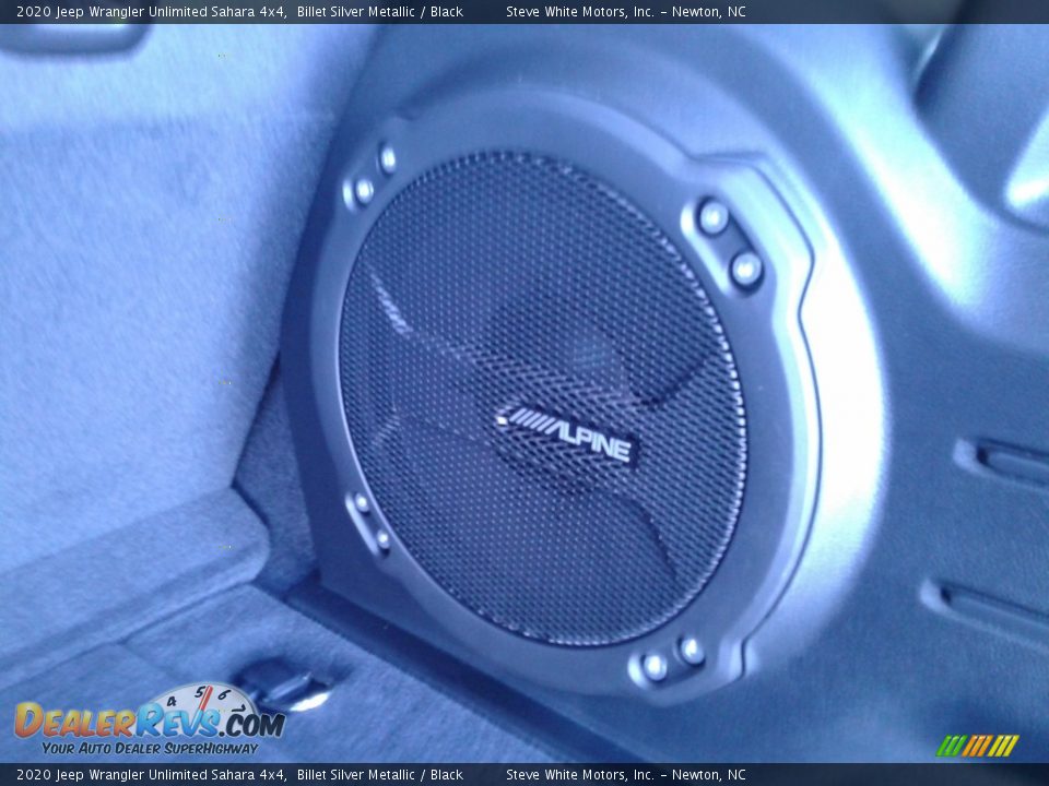 2020 Jeep Wrangler Unlimited Sahara 4x4 Billet Silver Metallic / Black Photo #17