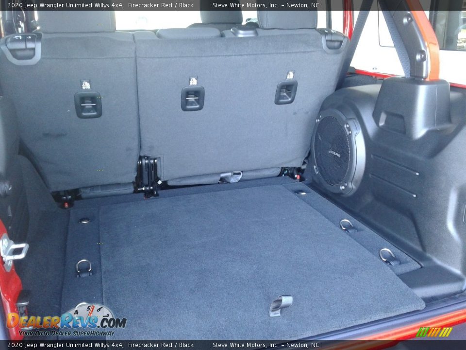 2020 Jeep Wrangler Unlimited Willys 4x4 Firecracker Red / Black Photo #15