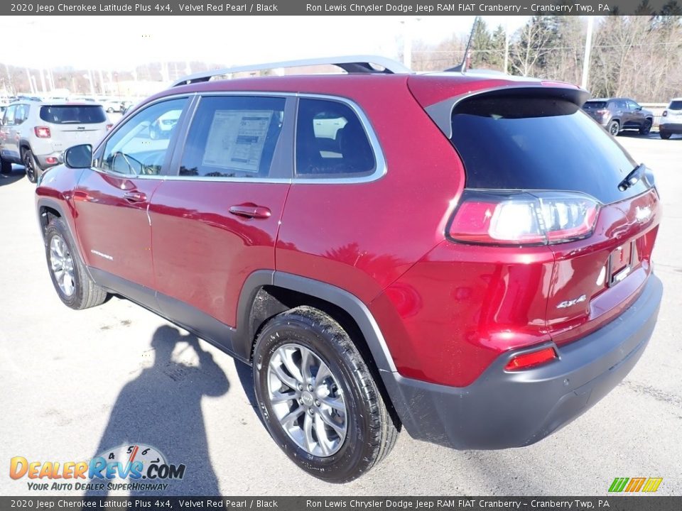 2020 Jeep Cherokee Latitude Plus 4x4 Velvet Red Pearl / Black Photo #3