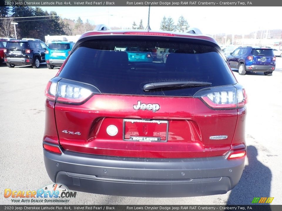 2020 Jeep Cherokee Latitude Plus 4x4 Velvet Red Pearl / Black Photo #4