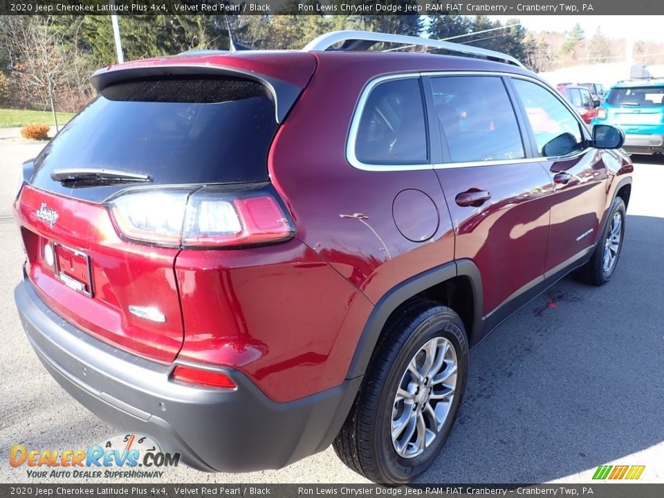2020 Jeep Cherokee Latitude Plus 4x4 Velvet Red Pearl / Black Photo #5