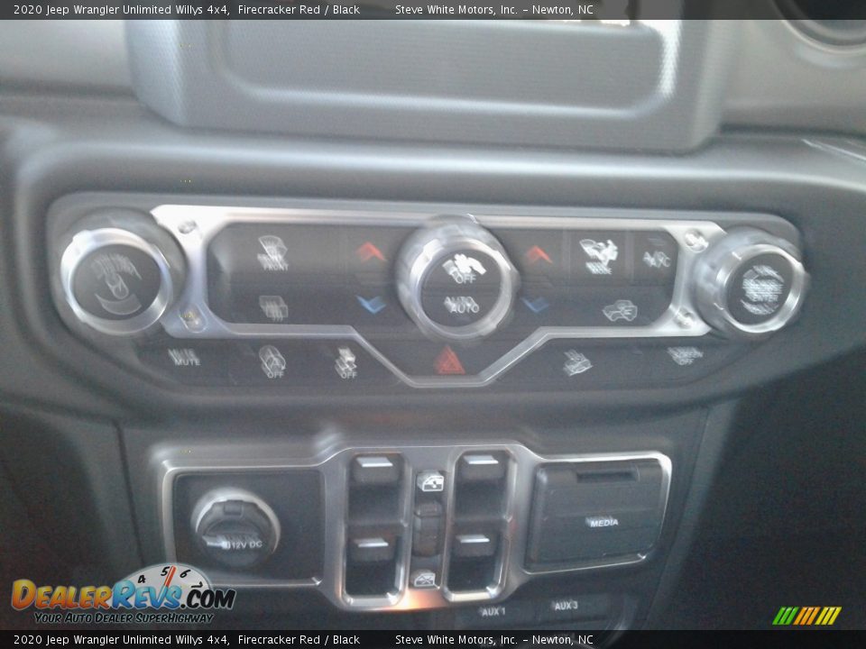 2020 Jeep Wrangler Unlimited Willys 4x4 Firecracker Red / Black Photo #24