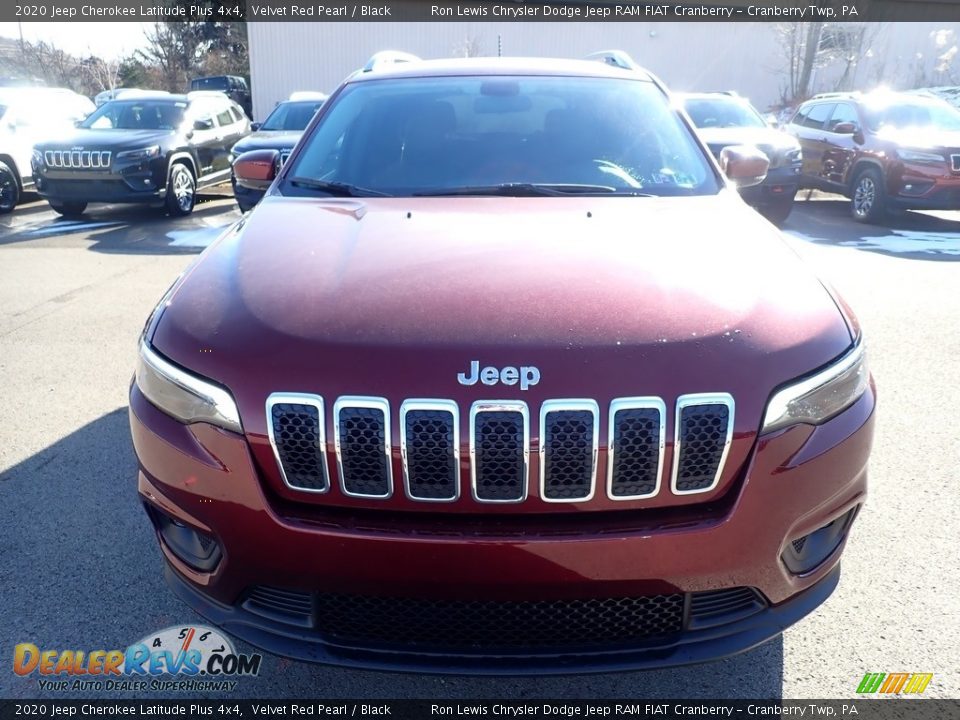 2020 Jeep Cherokee Latitude Plus 4x4 Velvet Red Pearl / Black Photo #8