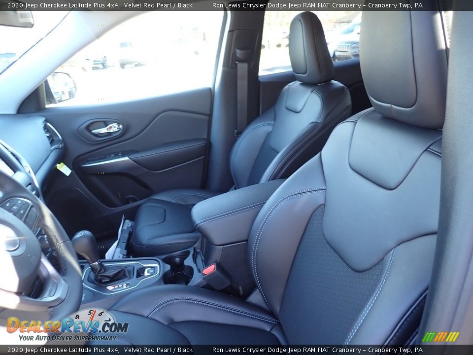 2020 Jeep Cherokee Latitude Plus 4x4 Velvet Red Pearl / Black Photo #13