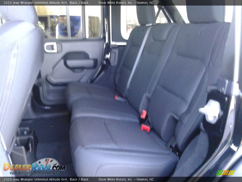 2020 Jeep Wrangler Unlimited Altitude 4x4 Black / Black Photo #15