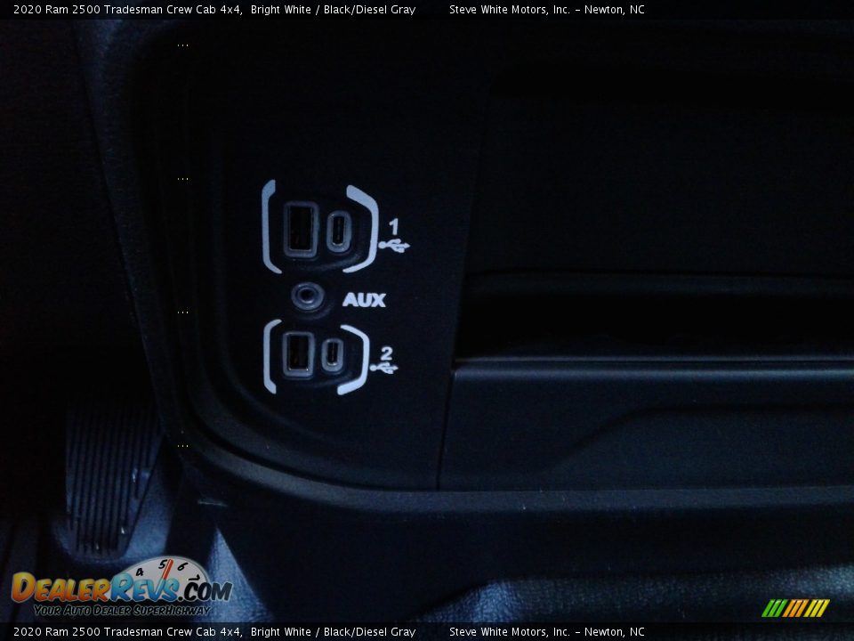 2020 Ram 2500 Tradesman Crew Cab 4x4 Bright White / Black/Diesel Gray Photo #27