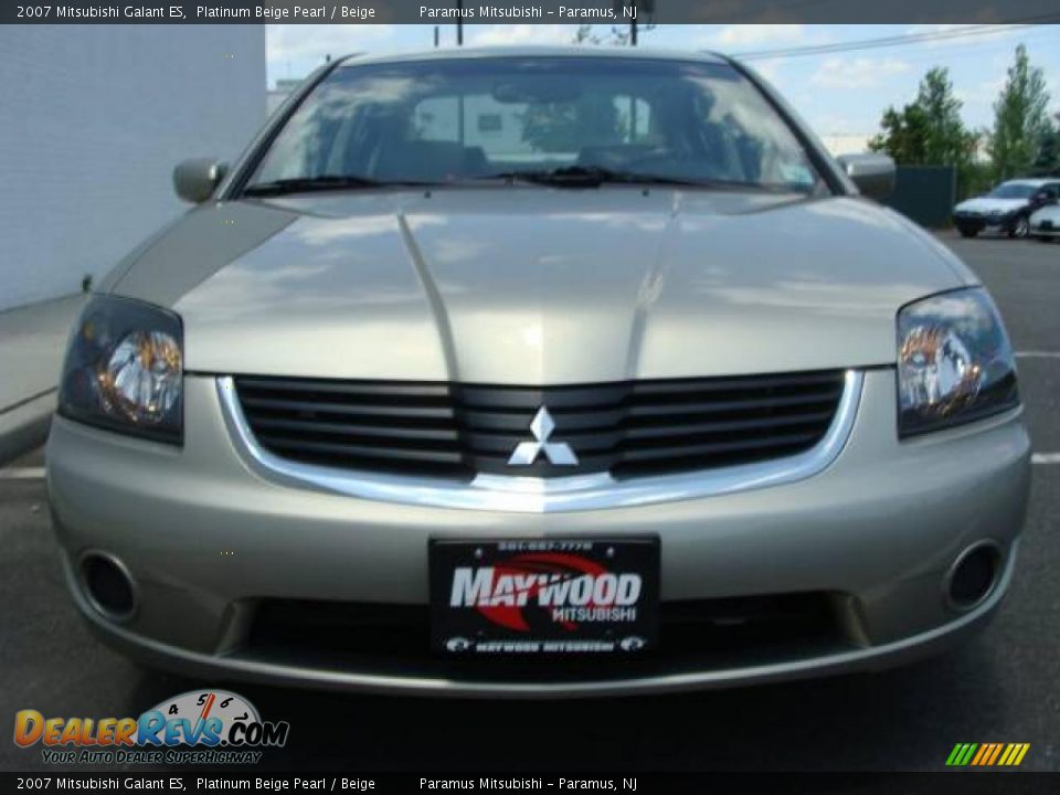 2007 Mitsubishi Galant ES Platinum Beige Pearl / Beige Photo #2