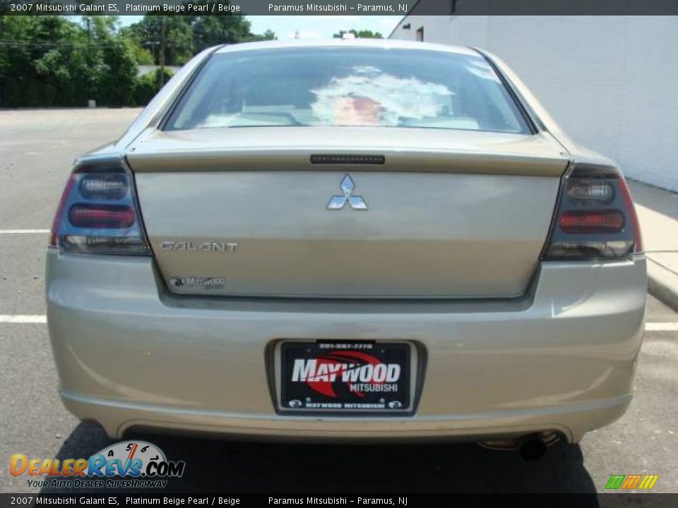 2007 Mitsubishi Galant ES Platinum Beige Pearl / Beige Photo #5