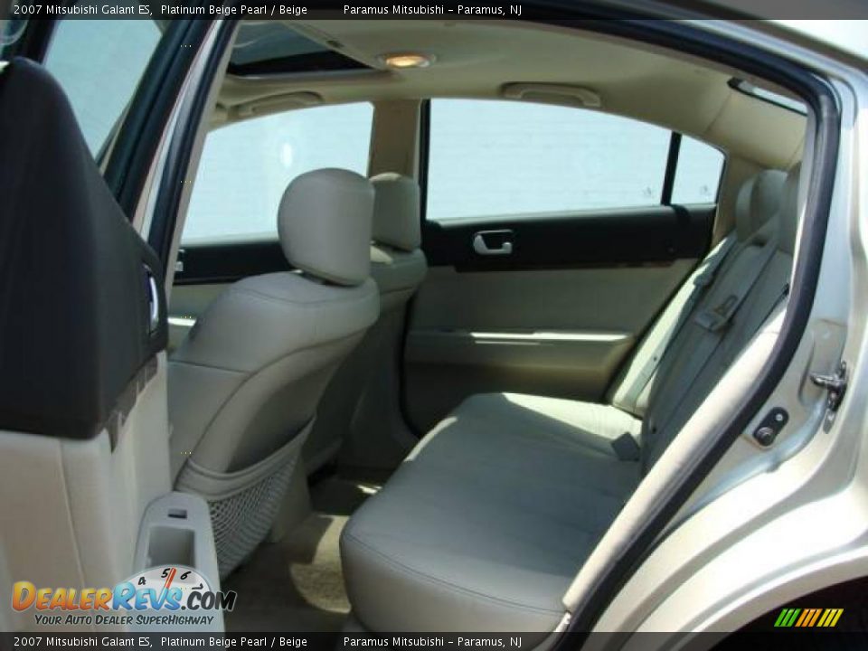 2007 Mitsubishi Galant ES Platinum Beige Pearl / Beige Photo #7