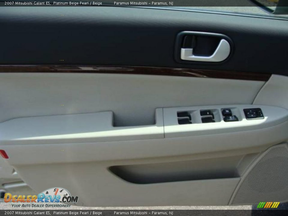 2007 Mitsubishi Galant ES Platinum Beige Pearl / Beige Photo #8