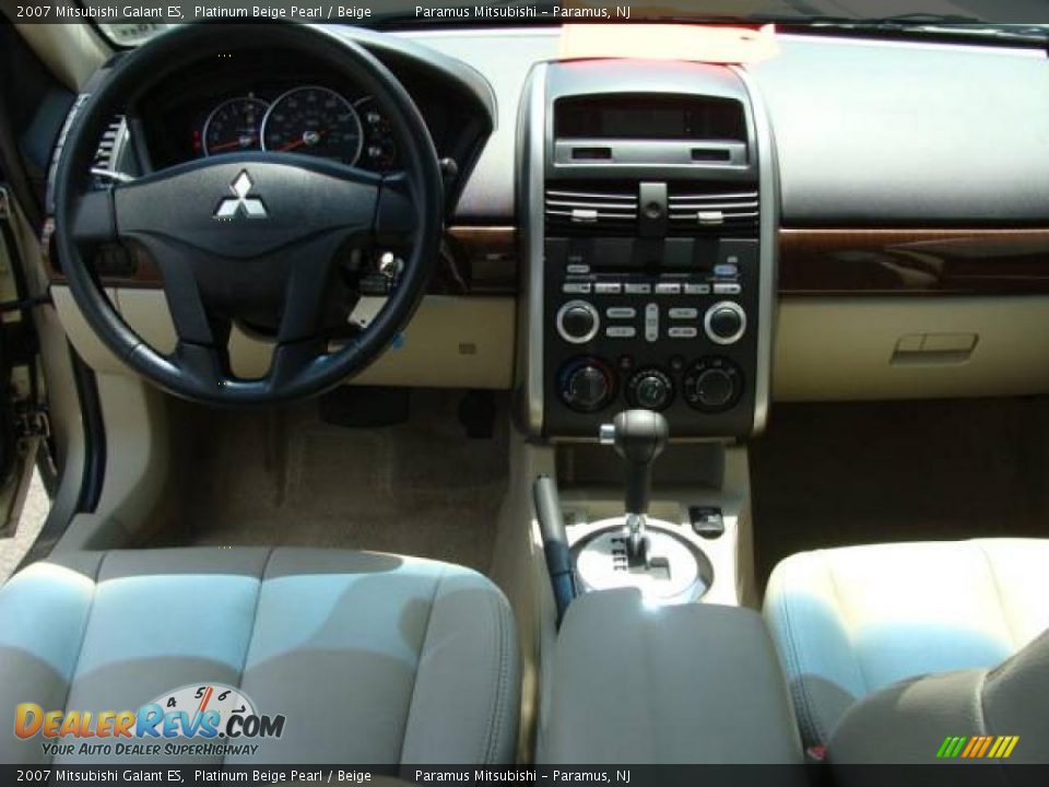 2007 Mitsubishi Galant ES Platinum Beige Pearl / Beige Photo #11