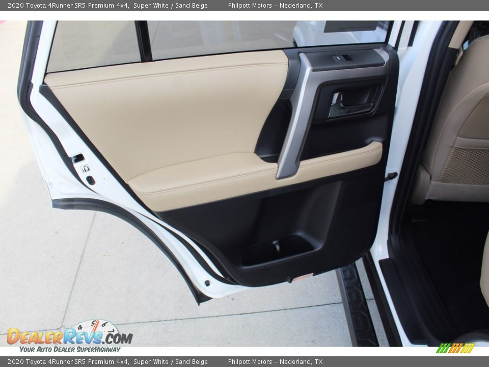 2020 Toyota 4Runner SR5 Premium 4x4 Super White / Sand Beige Photo #21