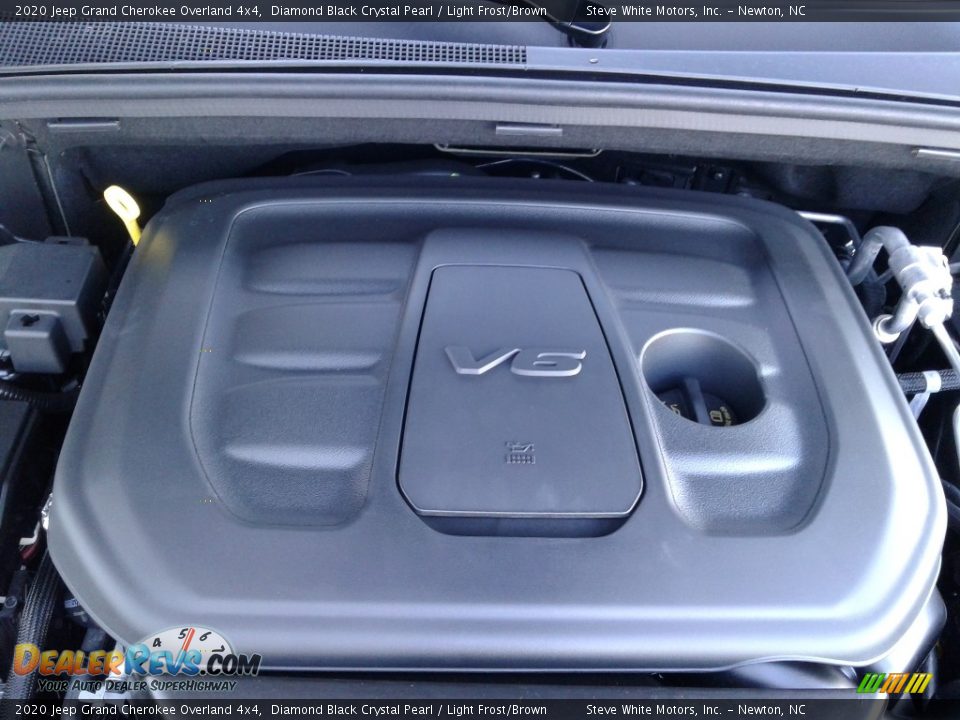2020 Jeep Grand Cherokee Overland 4x4 Diamond Black Crystal Pearl / Light Frost/Brown Photo #10