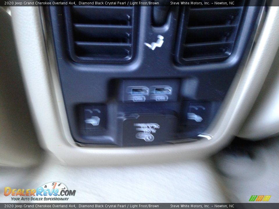 2020 Jeep Grand Cherokee Overland 4x4 Diamond Black Crystal Pearl / Light Frost/Brown Photo #15