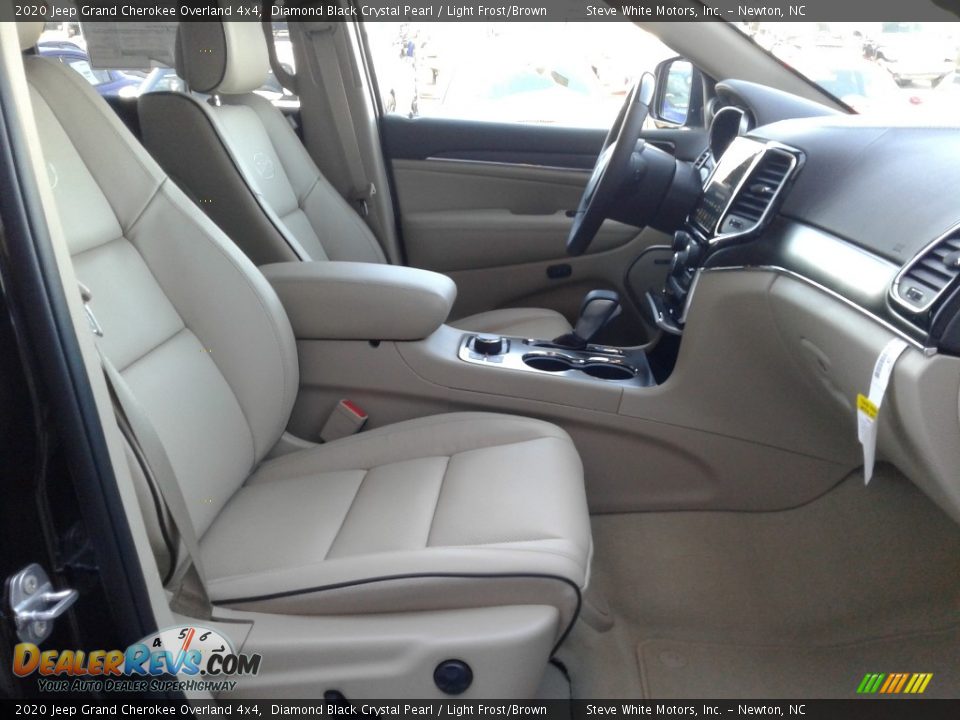 2020 Jeep Grand Cherokee Overland 4x4 Diamond Black Crystal Pearl / Light Frost/Brown Photo #21