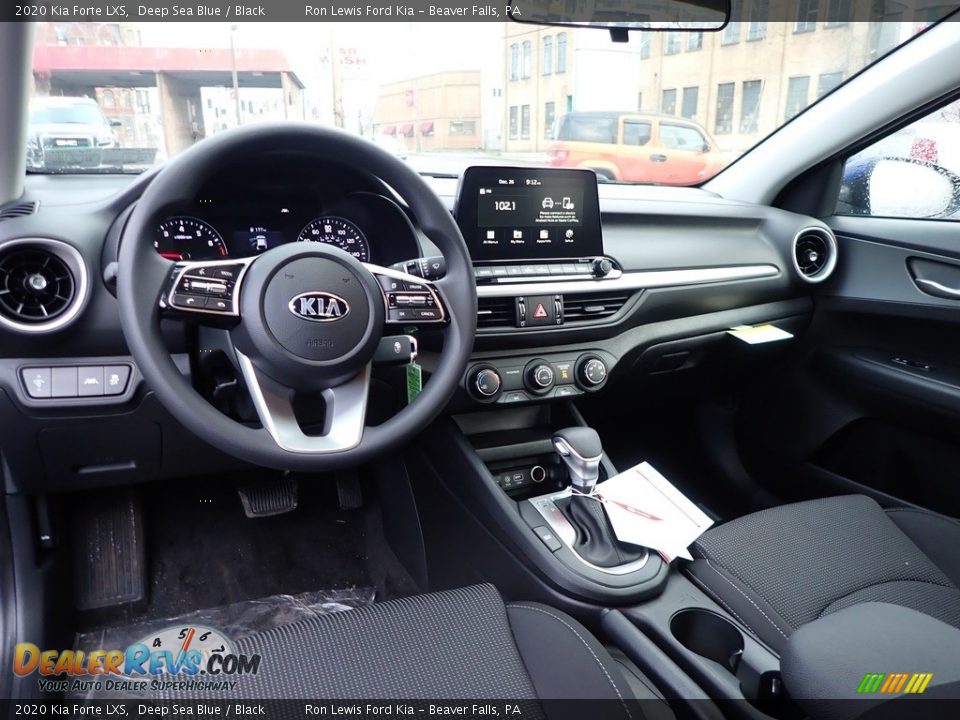2020 Kia Forte LXS Deep Sea Blue / Black Photo #16