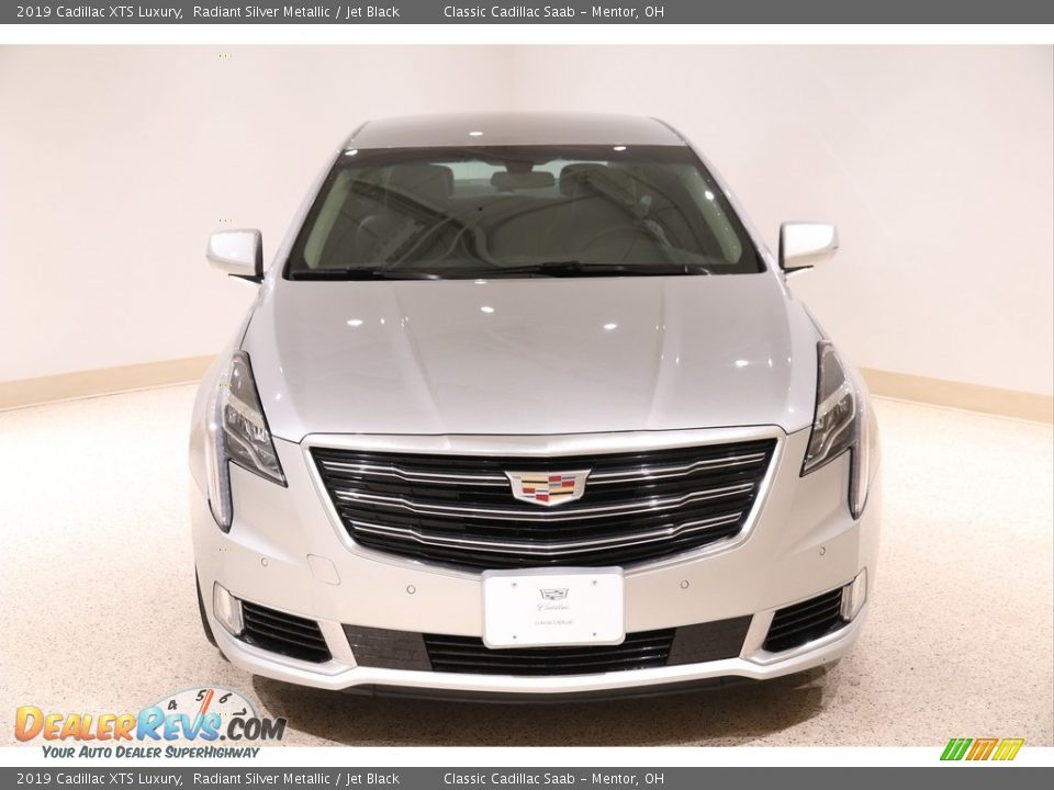 2019 Cadillac XTS Luxury Radiant Silver Metallic / Jet Black Photo #2