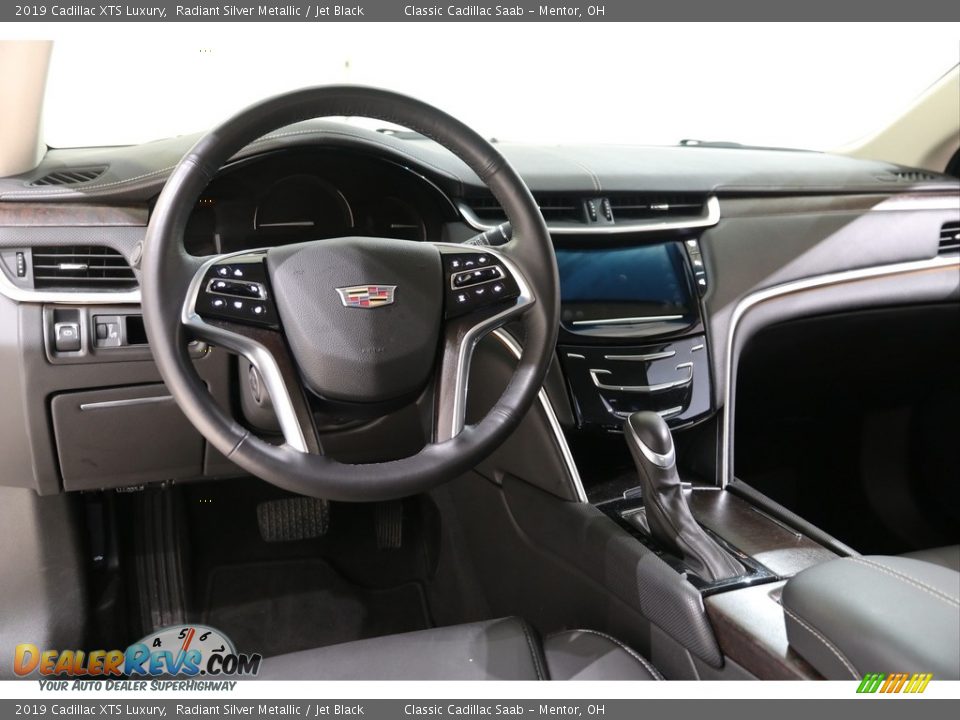 2019 Cadillac XTS Luxury Radiant Silver Metallic / Jet Black Photo #7