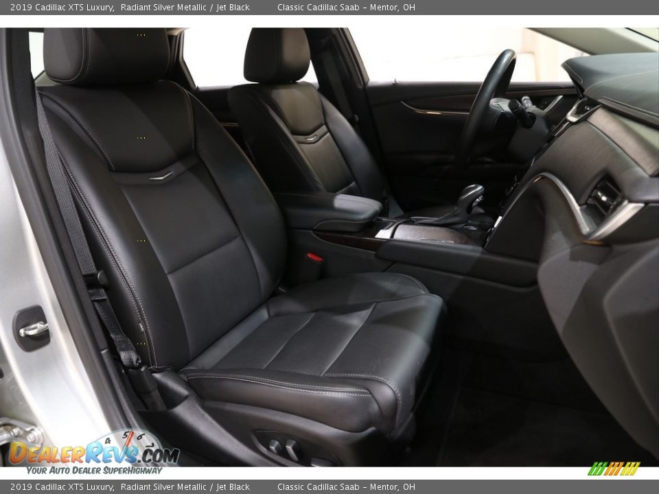 2019 Cadillac XTS Luxury Radiant Silver Metallic / Jet Black Photo #16