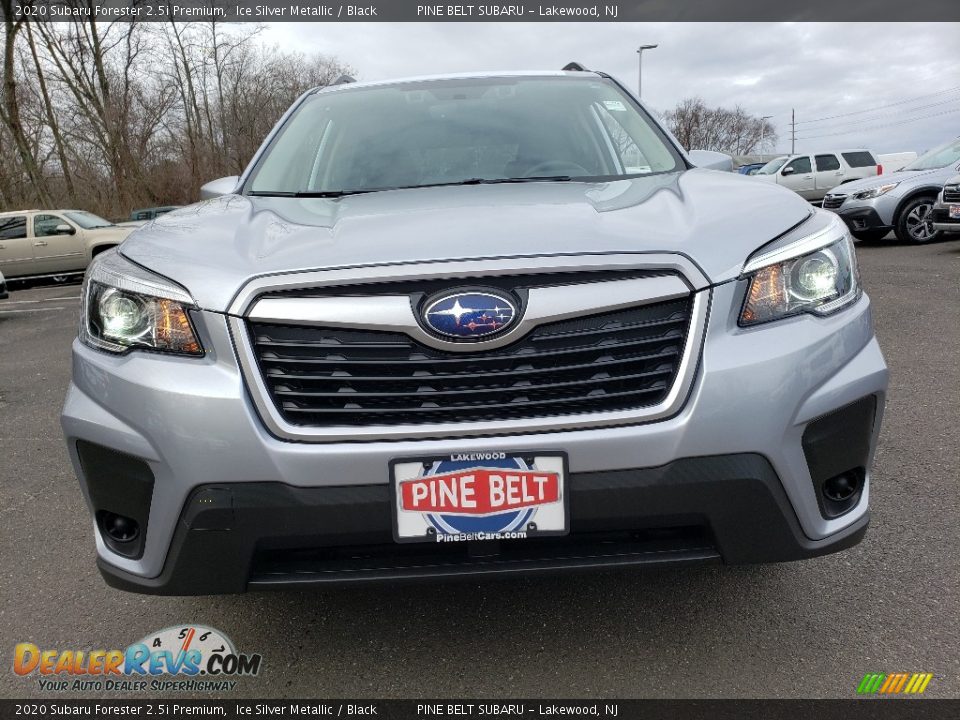 2020 Subaru Forester 2.5i Premium Ice Silver Metallic / Black Photo #2